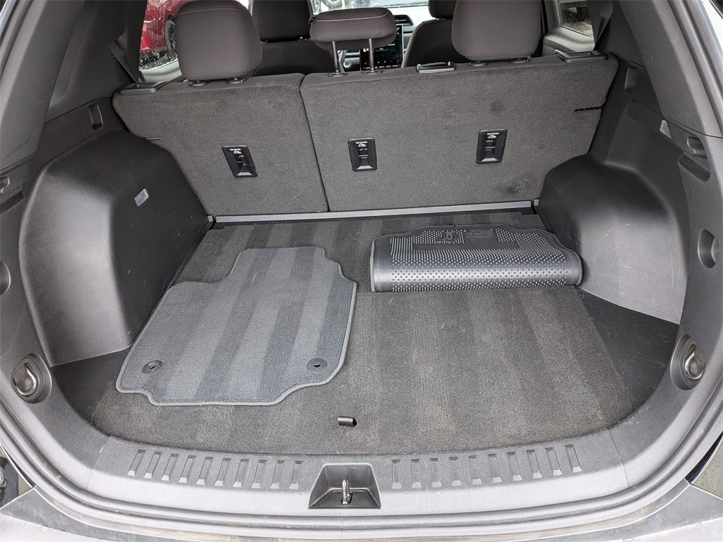 Thumbnail: 2025 GMC Terrain - 27