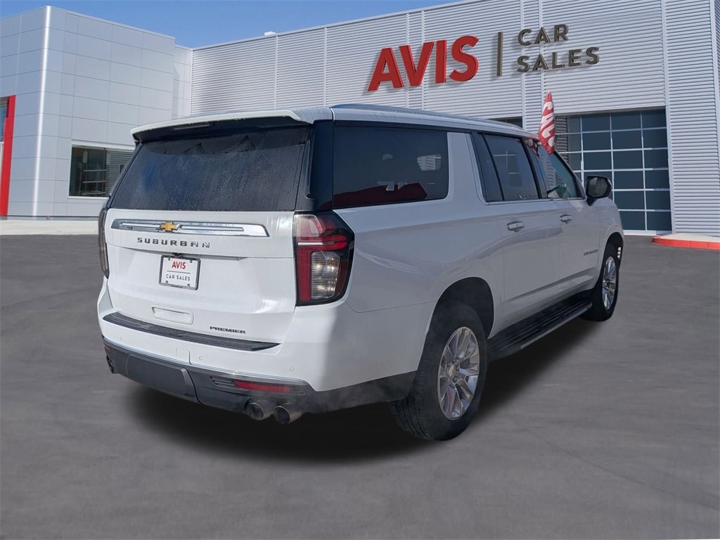 Thumbnail: 2023 Chevrolet Suburban - 5