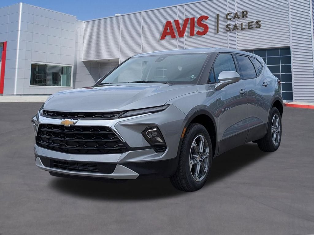 2025 Chevrolet Blazer 2.0T 2LT FWD's photo