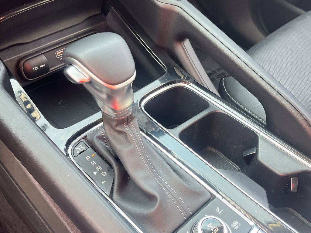 Thumbnail: 2025 Kia Telluride - 19