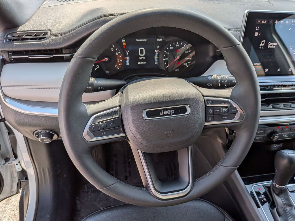 Thumbnail: 2025 Jeep Compass - 21