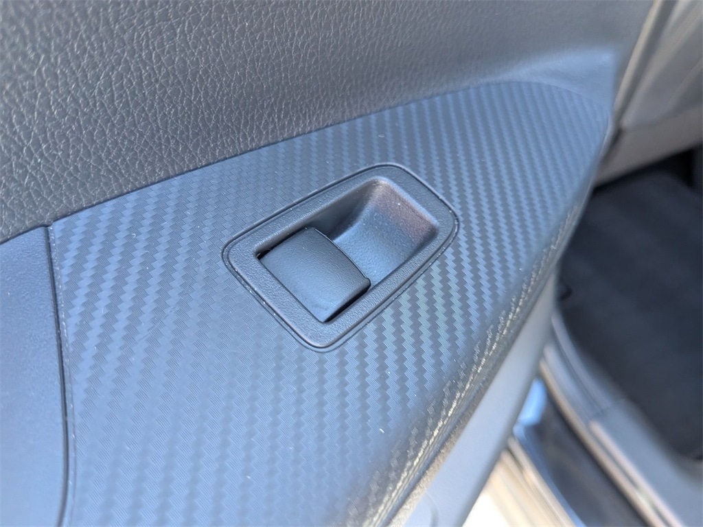 Thumbnail: 2024 Mitsubishi Eclipse Cross - 25