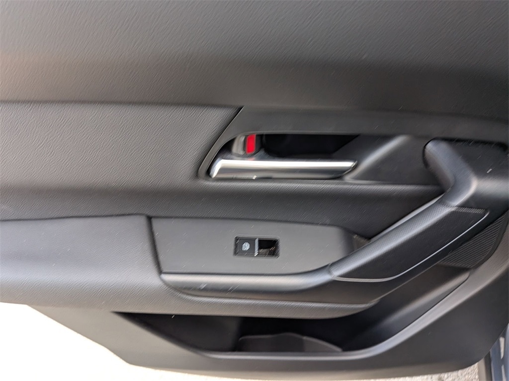 Thumbnail: 2025 Mazda CX-50 - 23