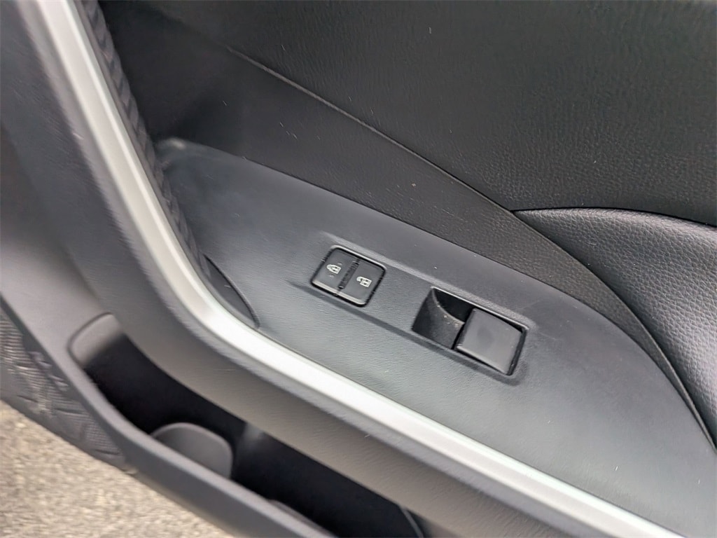 Thumbnail: 2024 Toyota RAV4 - 31