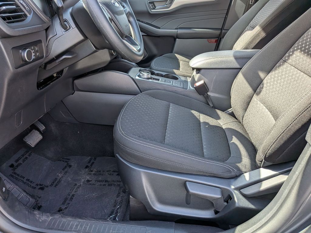 Thumbnail: 2025 Ford Escape - 23