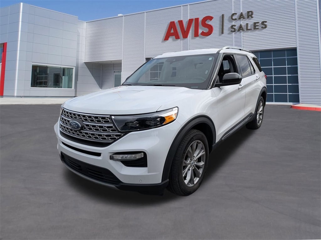 2023 Ford Explorer Limited's photo