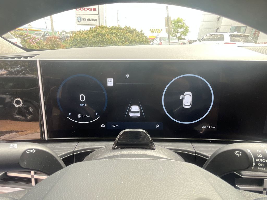 Thumbnail: 2025 Hyundai Santa Fe - 16