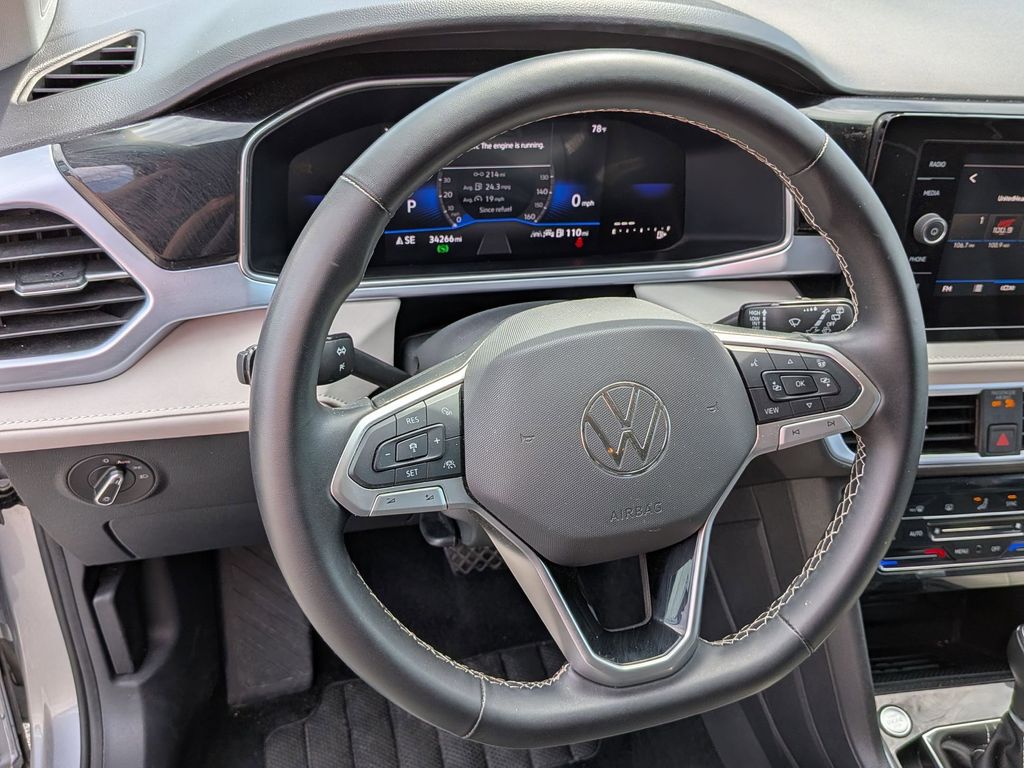 Thumbnail: 2025 Volkswagen Taos - 20