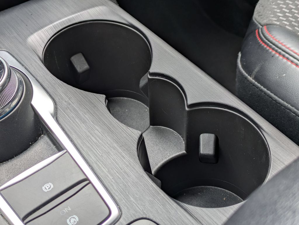 2025 Ford Escape ST-Line - Photo 20