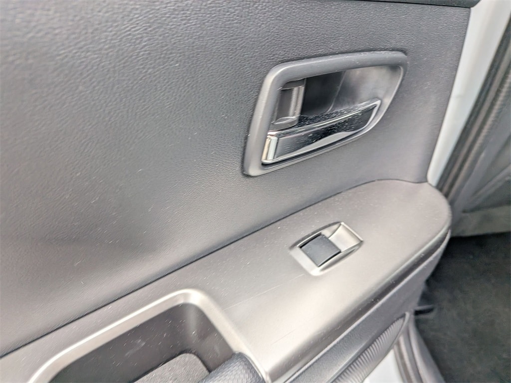 Thumbnail: 2024 Mitsubishi Outlander Sport - 28