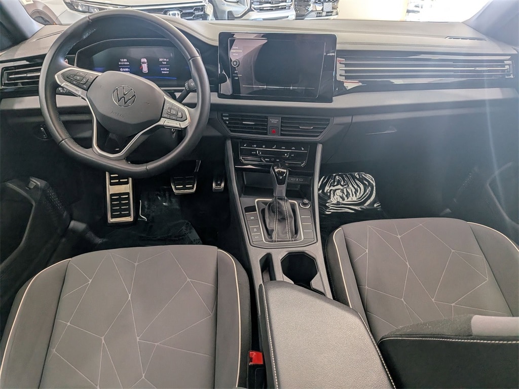 Thumbnail: 2025 Volkswagen Jetta - 20