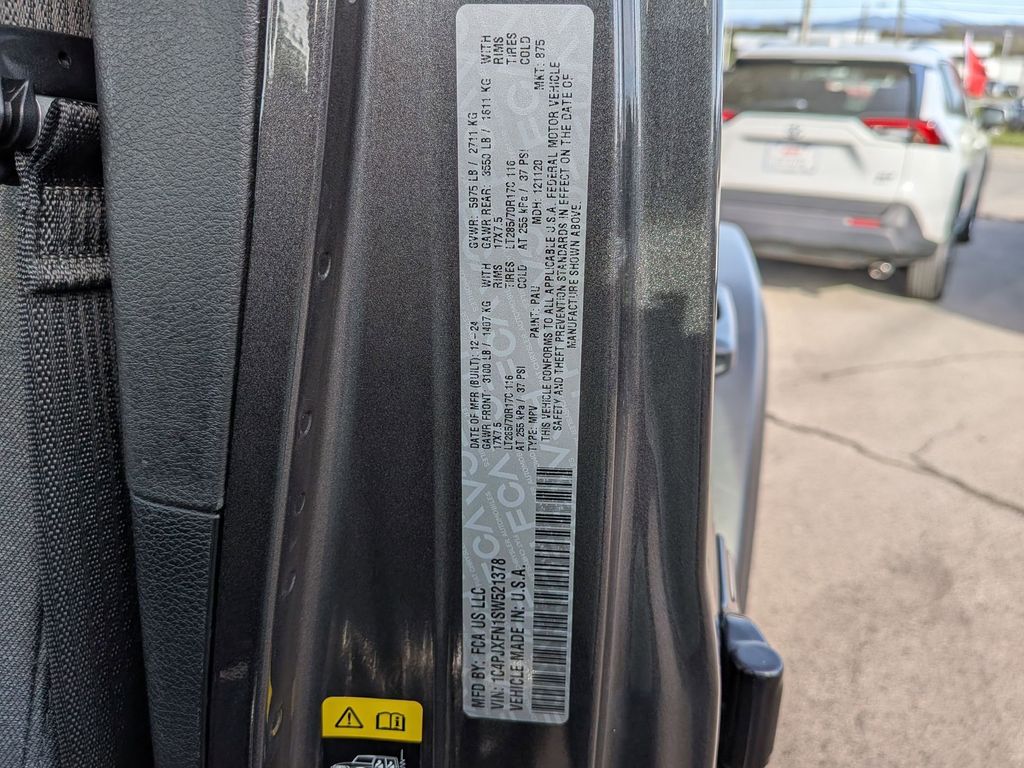 Thumbnail: 2025 Jeep Wrangler - 33