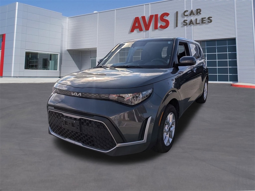 2024 Kia Soul LX's photo