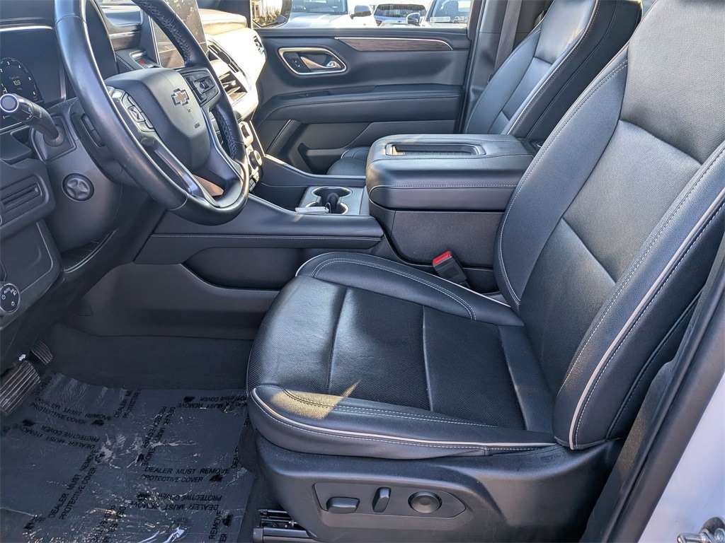 Thumbnail: 2023 Chevrolet Suburban - 24