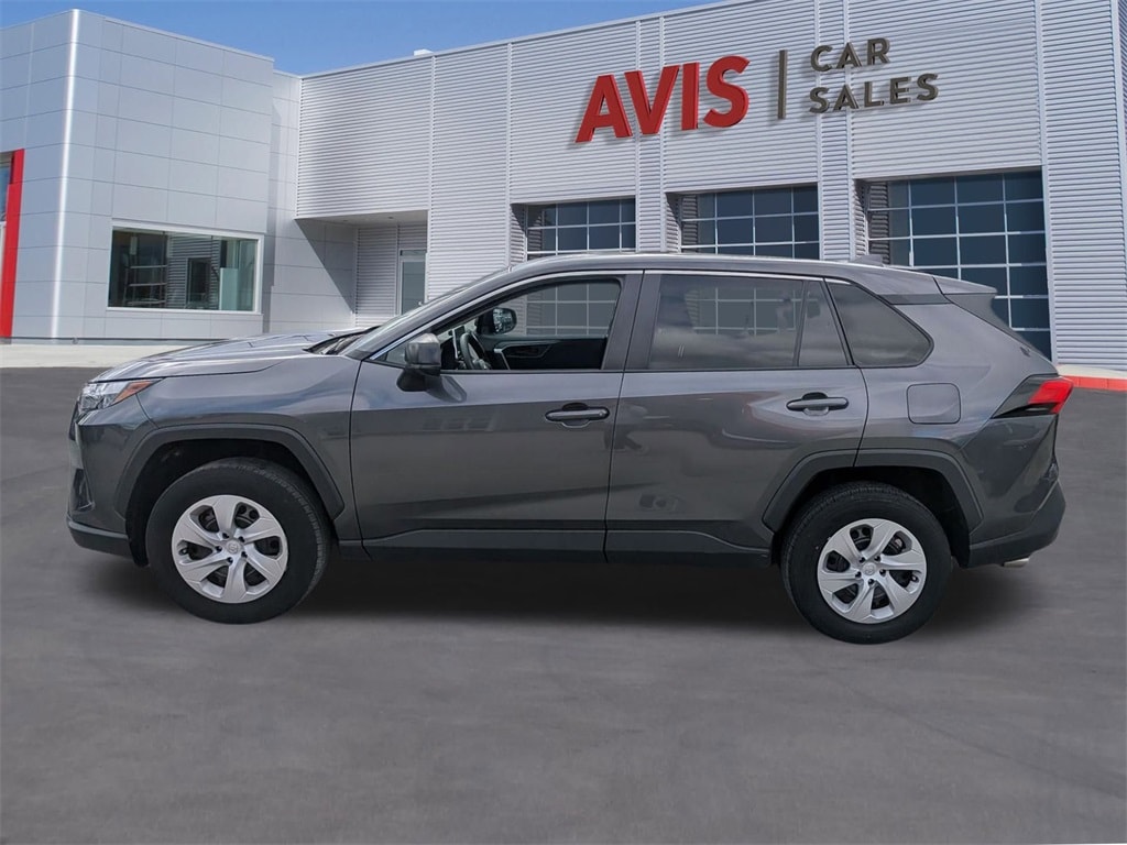 Thumbnail: 2024 Toyota RAV4 - 10