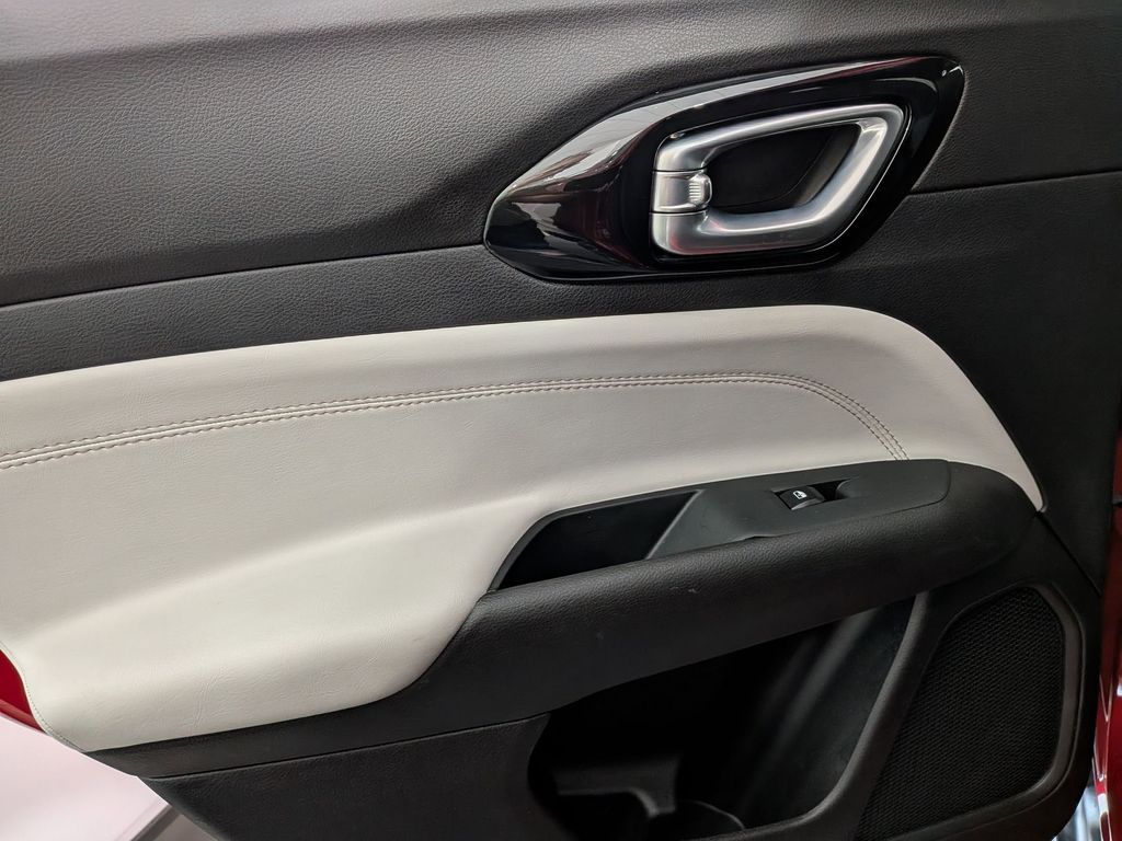 Thumbnail: 2025 Jeep Compass - 21