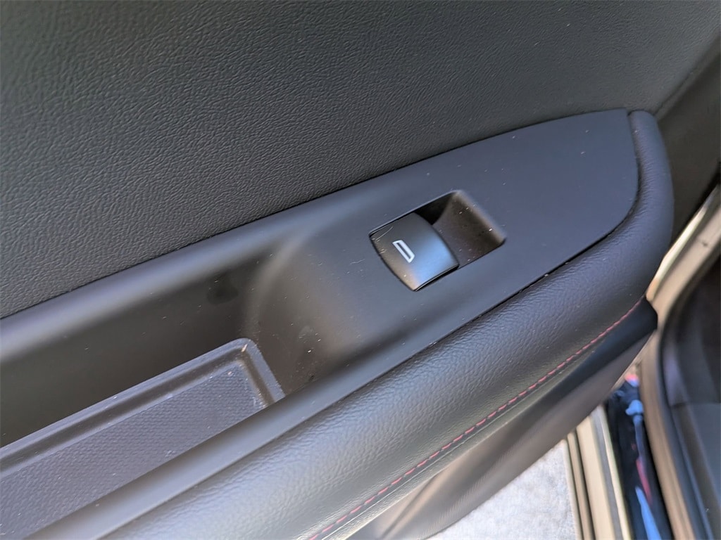 Thumbnail: 2025 Chevrolet Blazer - 28