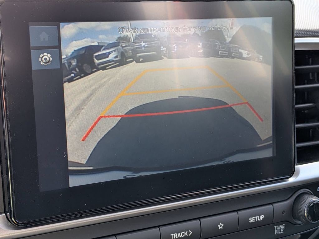 Thumbnail: 2025 Hyundai Venue - 17