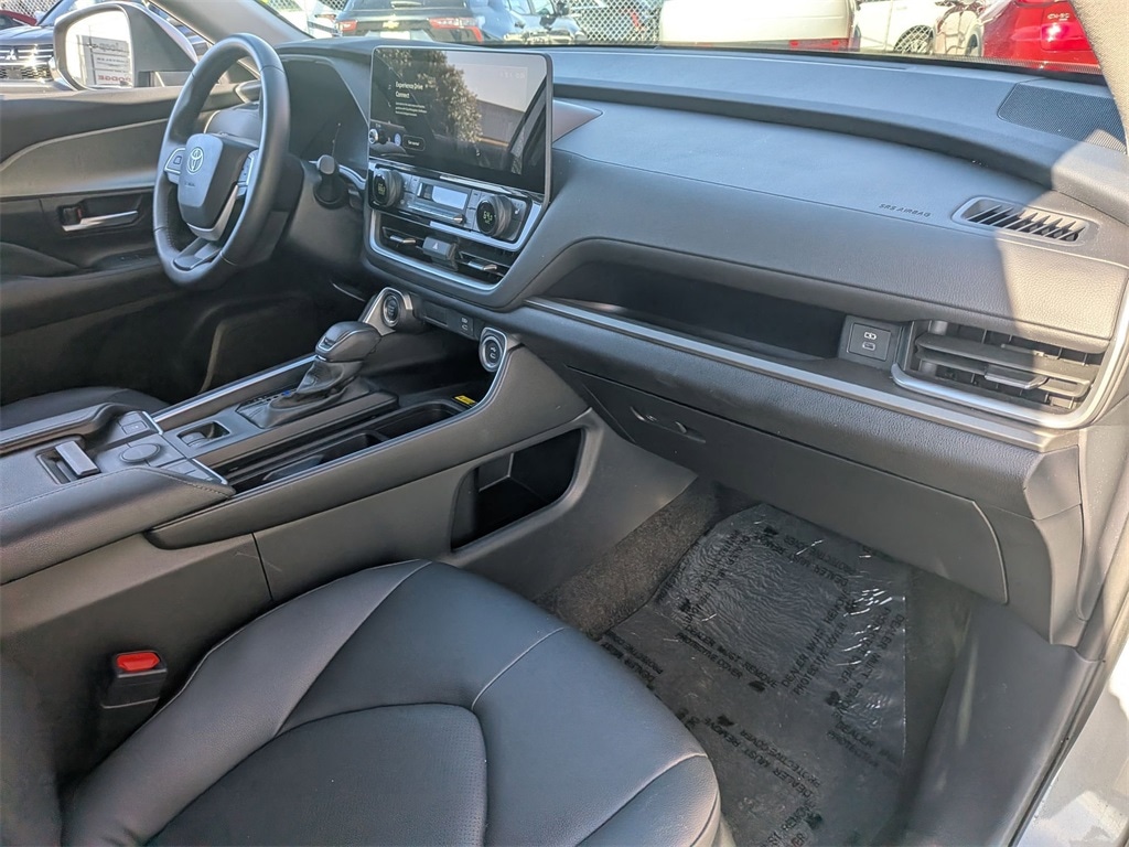 Thumbnail: 2025 Toyota Grand Highlander - 36