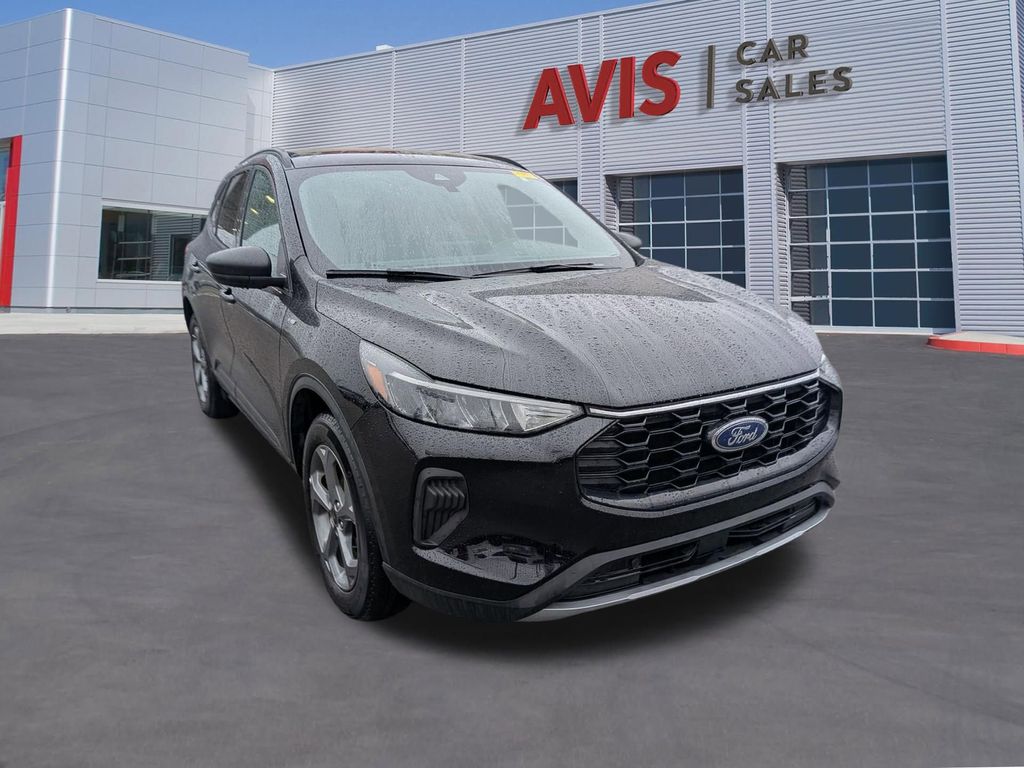 Thumbnail: 2025 Ford Escape - 3