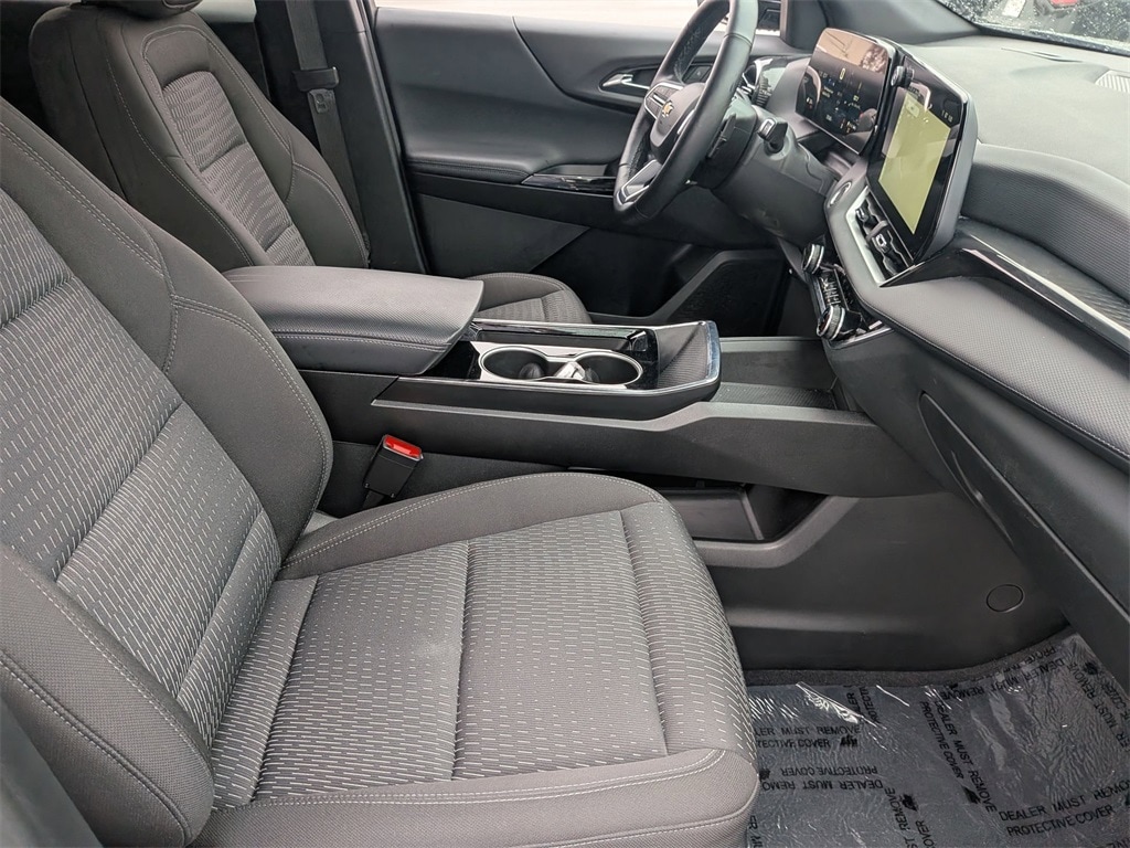 Thumbnail: 2025 Chevrolet Equinox - 31