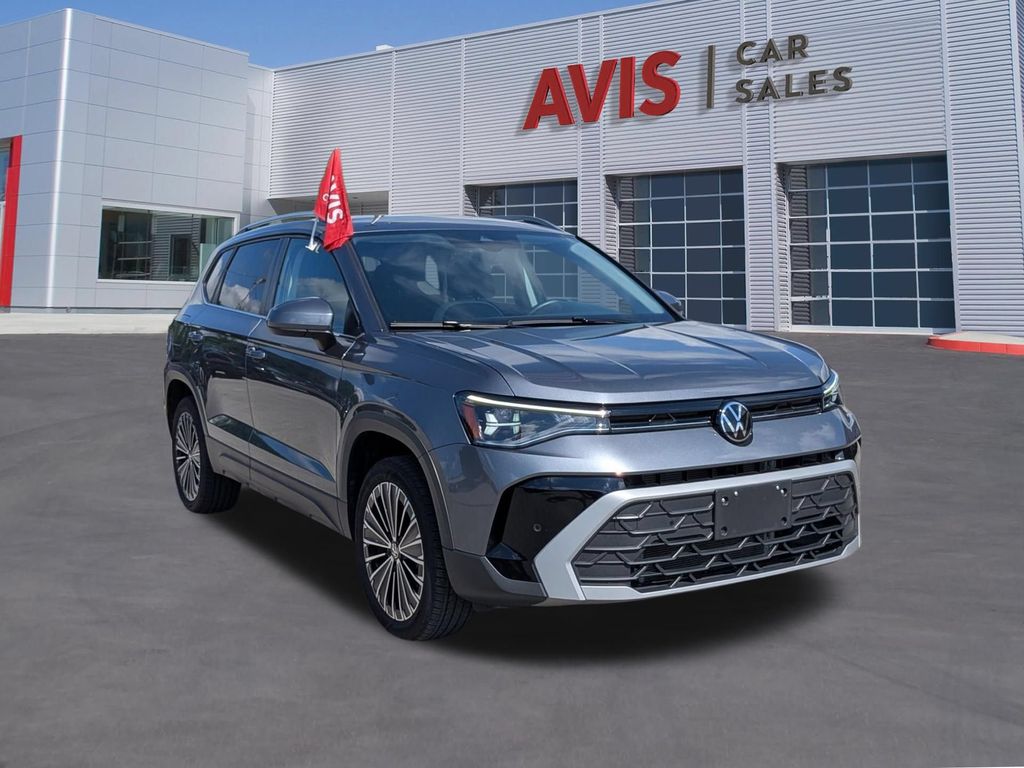 Thumbnail: 2025 Volkswagen Taos - 3