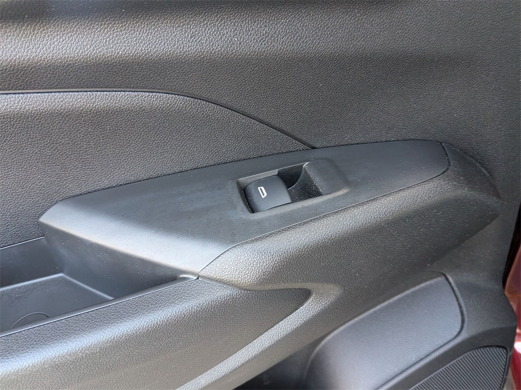 Thumbnail: 2025 Chevrolet Trax - 25