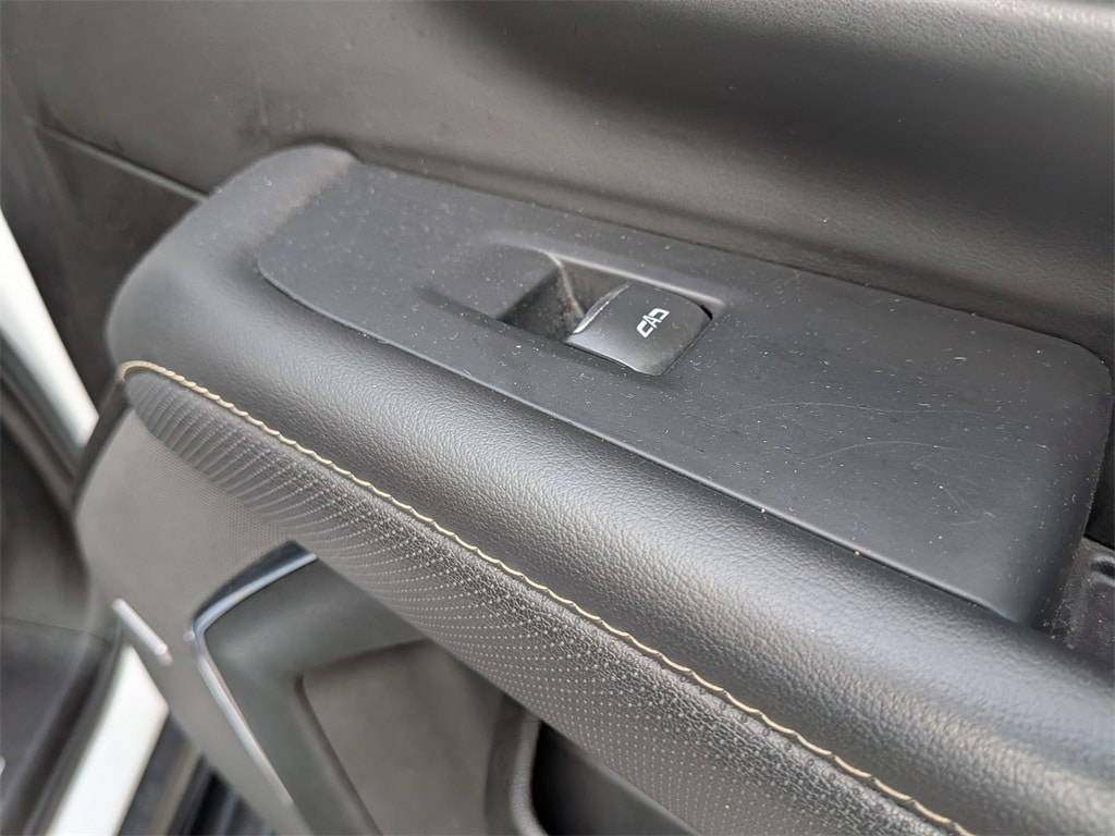 Thumbnail: 2024 Chevrolet Suburban - 34