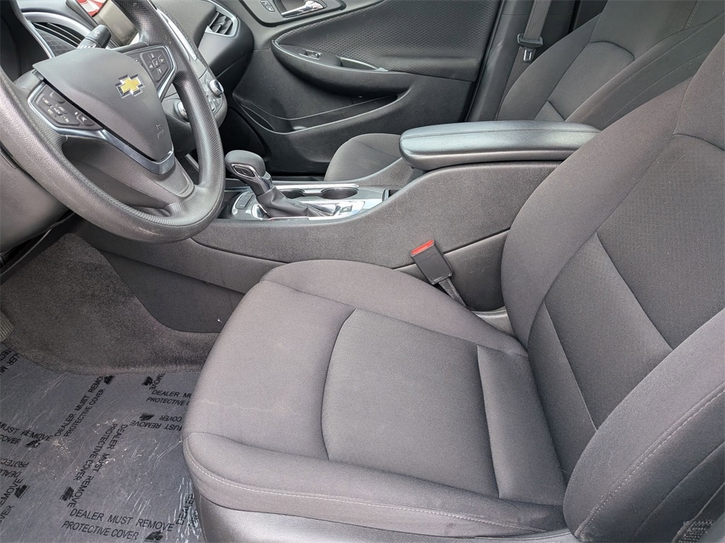 Thumbnail: 2024 Chevrolet Malibu - 25