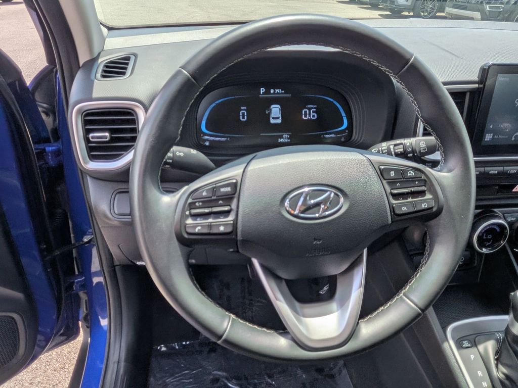Thumbnail: 2025 Hyundai Venue - 21