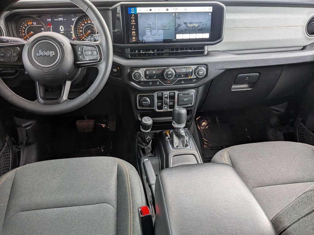 Thumbnail: 2025 Jeep Wrangler - 23