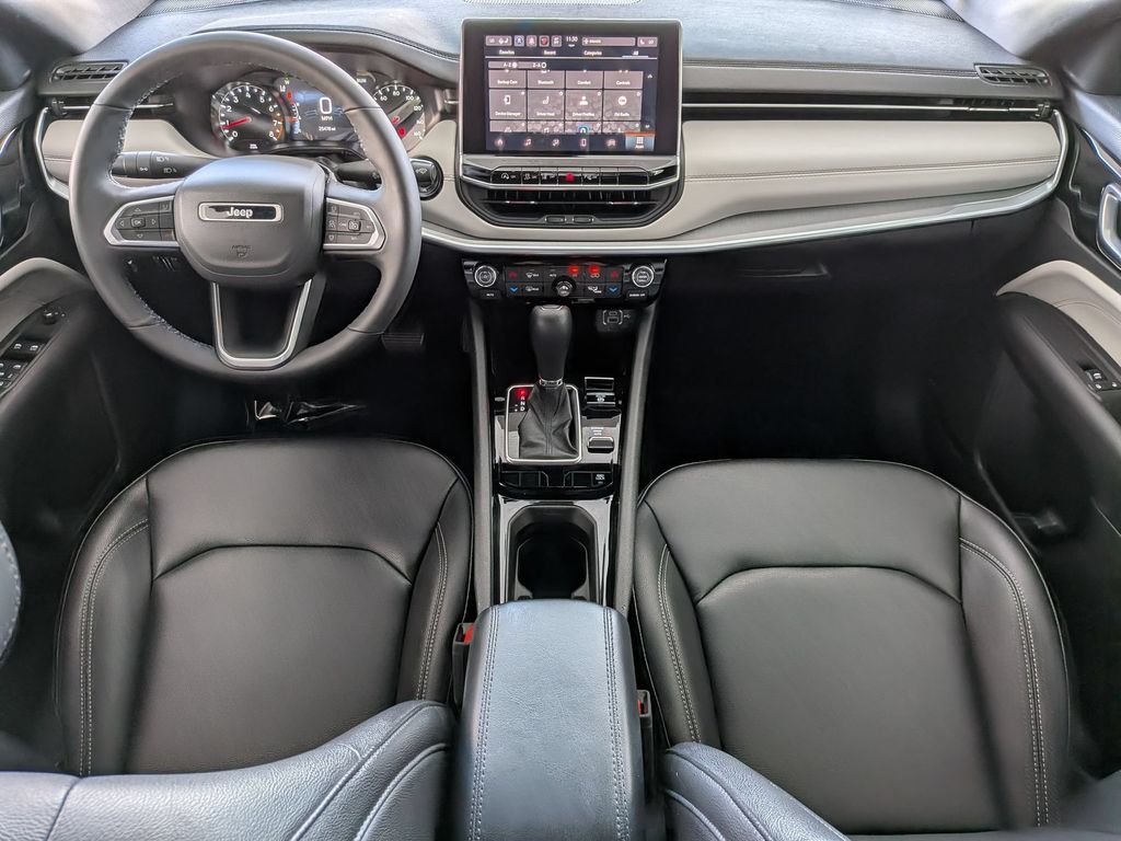 2025 Jeep Compass Limited - Photo 28