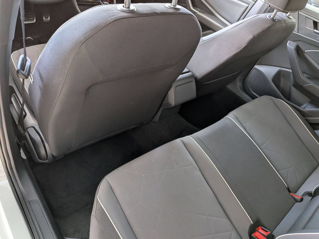2025 Volkswagen Jetta Sport - Photo 22