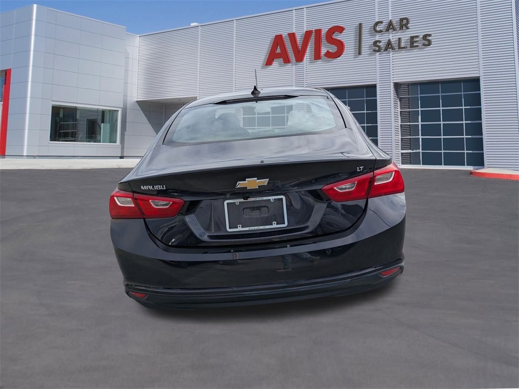 Thumbnail: 2023 Chevrolet Malibu - 7