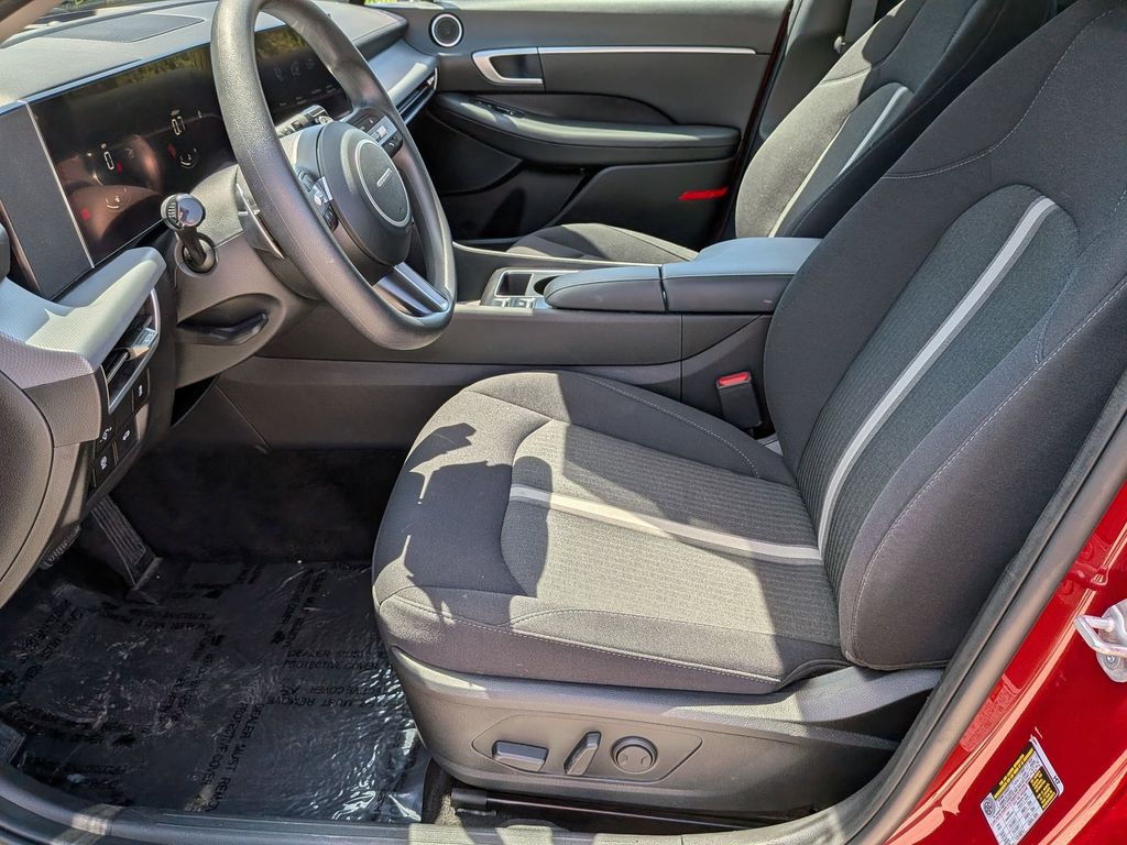Thumbnail: 2025 Hyundai Sonata - 24