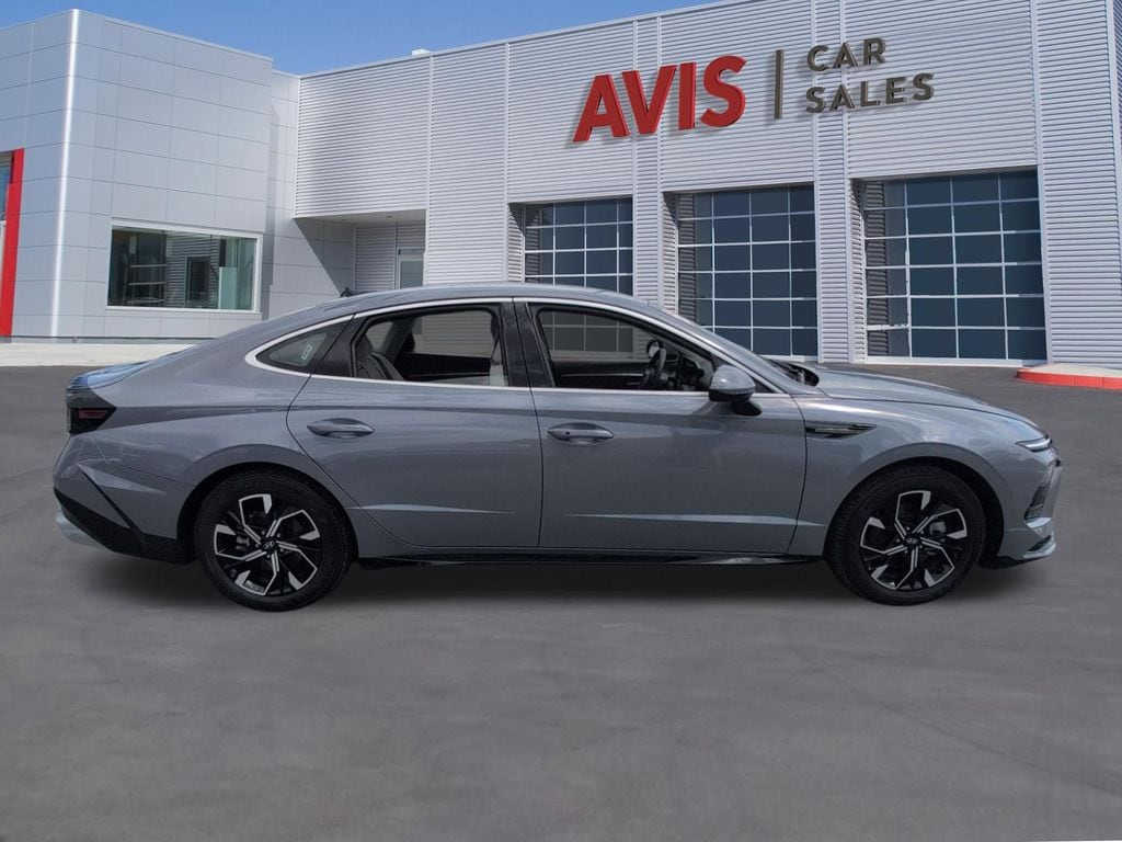 Thumbnail: 2025 Hyundai Sonata - 5