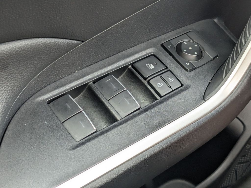 Thumbnail: 2025 Toyota RAV4 - 13
