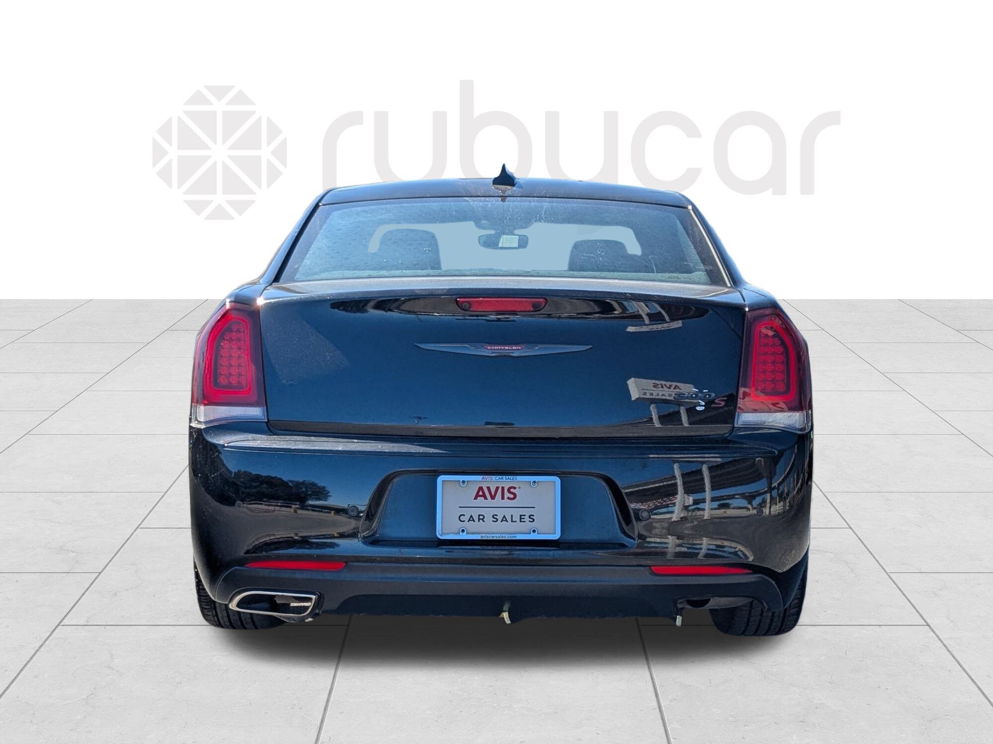 2023 Chrysler 300 S photo 4