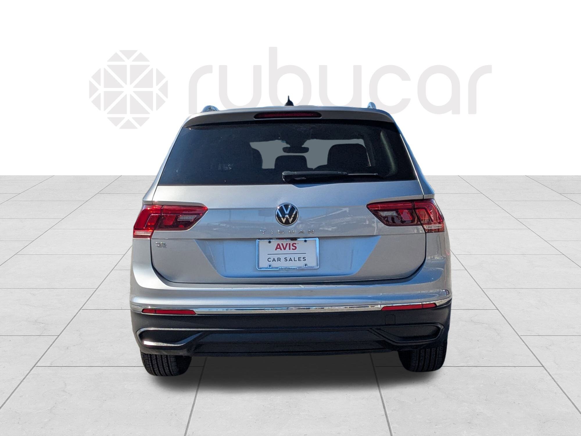 2024 Volkswagen Tiguan SE Wolfsburg Edition photo 4