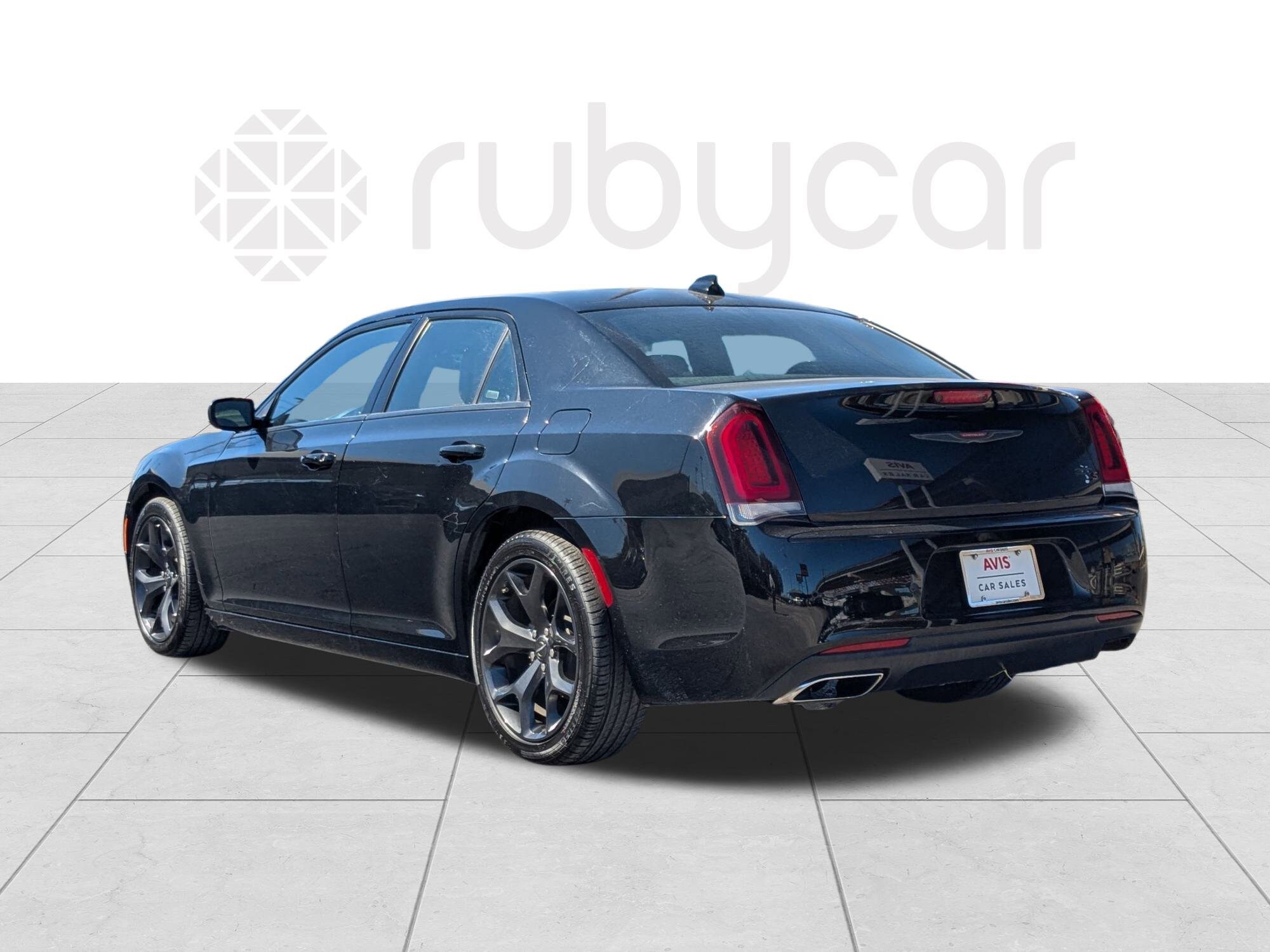 2023 Chrysler 300 S photo 3