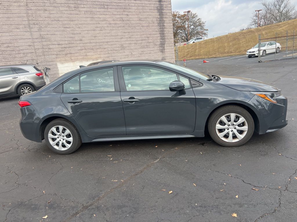 Thumbnail: 2025 Toyota Corolla - 10