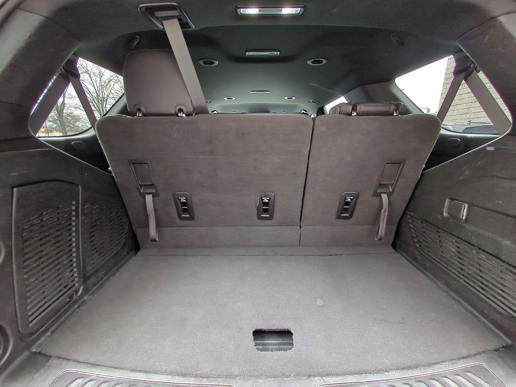 Thumbnail: 2024 Chevrolet Tahoe - 29