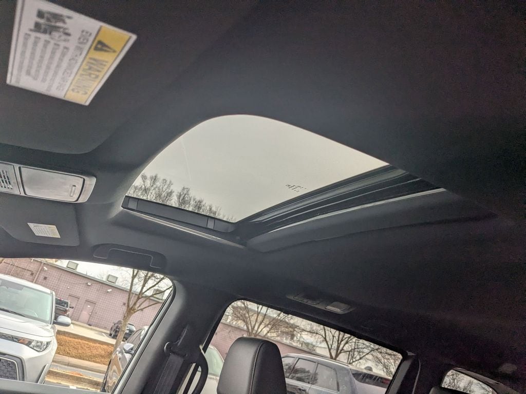 Thumbnail: 2025 Honda Odyssey - 20