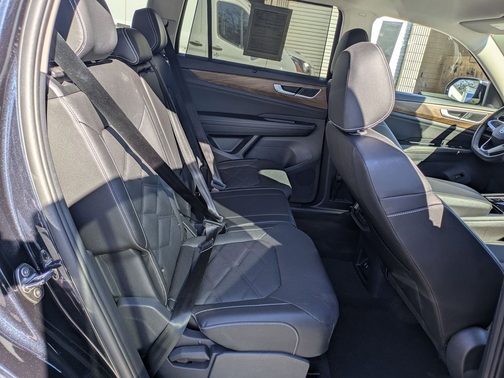 Thumbnail: 2025 Volkswagen Atlas - 29