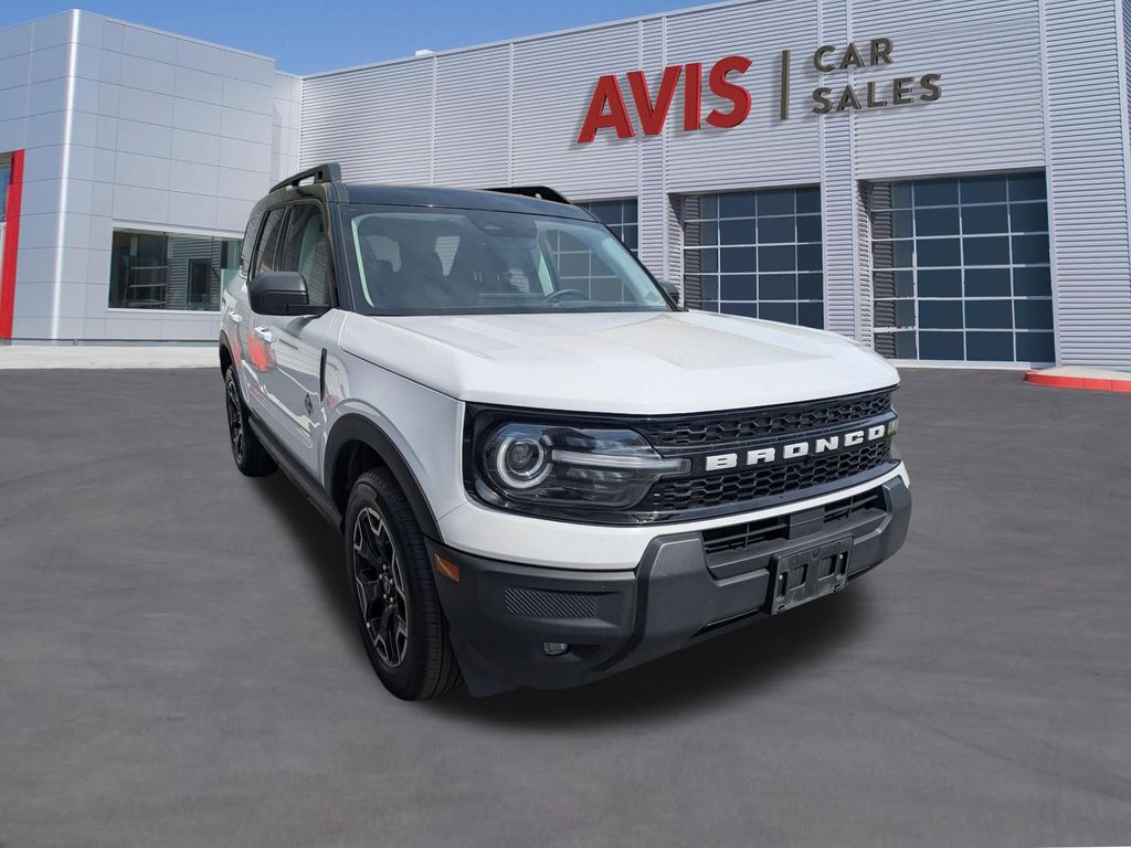 Thumbnail: 2025 Ford Bronco Sport - 3