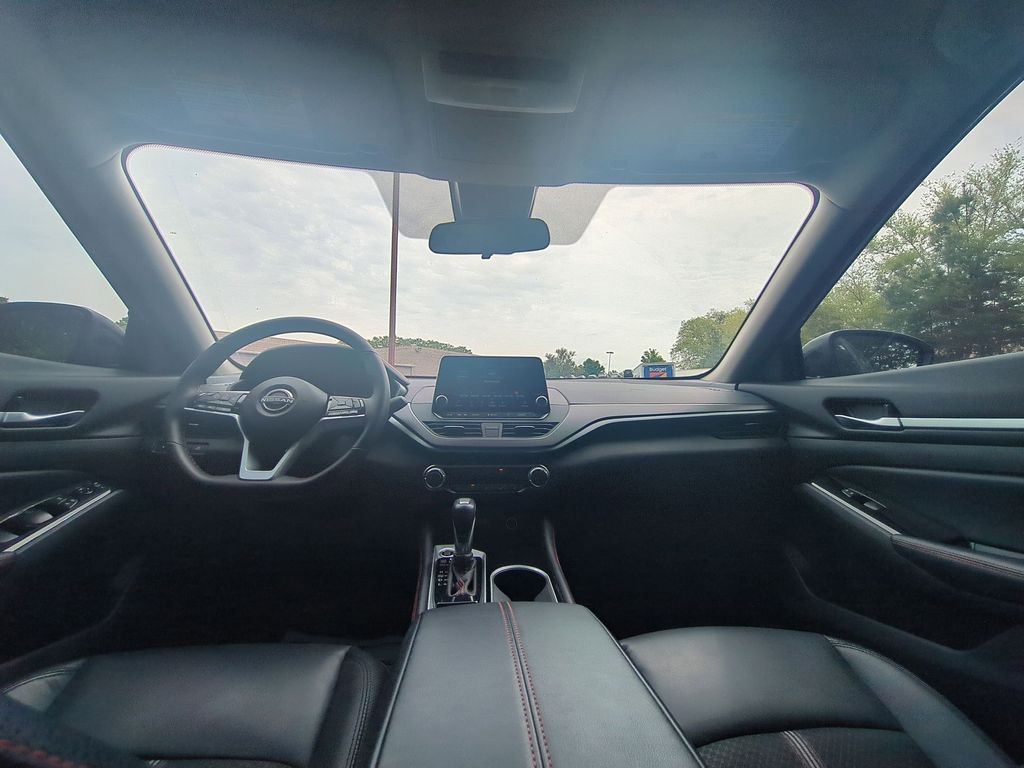 Thumbnail: 2025 Nissan Altima - 25