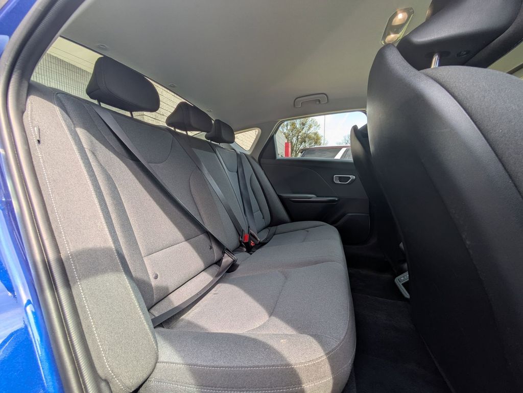 Thumbnail: 2025 Kia K4 - 28