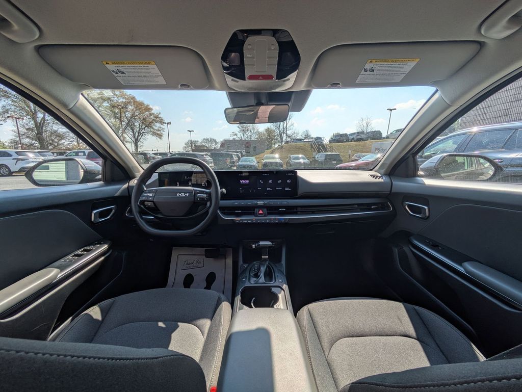 Thumbnail: 2025 Kia K4 - 24