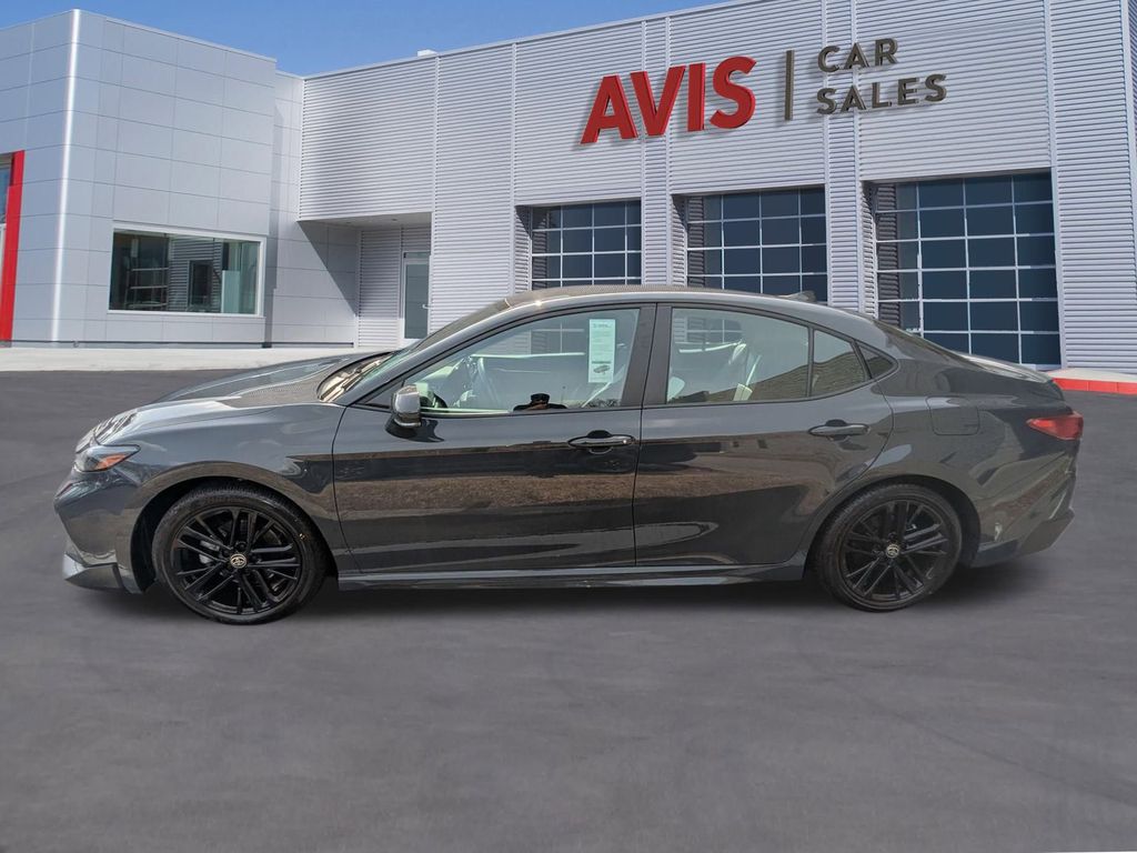 Thumbnail: 2025 Toyota Camry - 10