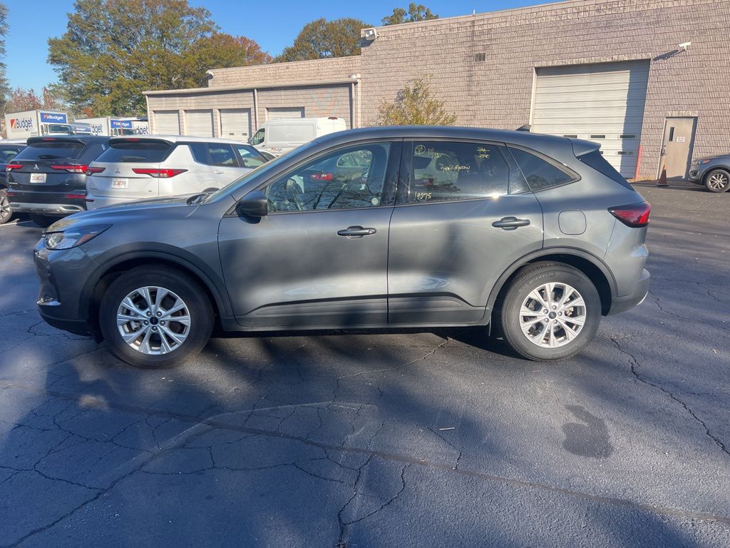 Thumbnail: 2025 Ford Escape - 9